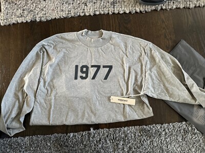 Essentials Fear of God FOG crew neck dark oatmeal 1977 Size Medium 