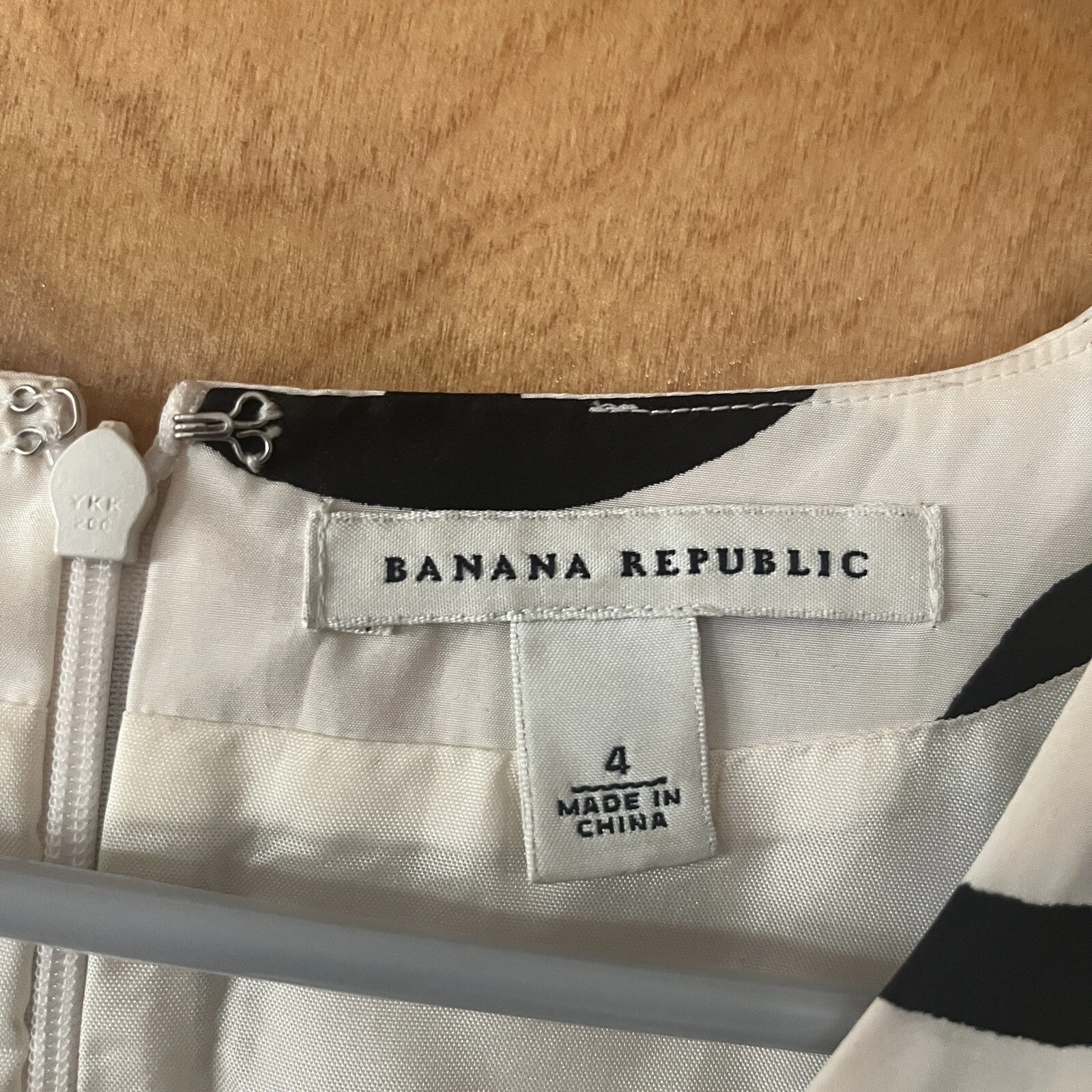 OFF WHITE Abito da donna bianco e nero Banana Republic taglia 4