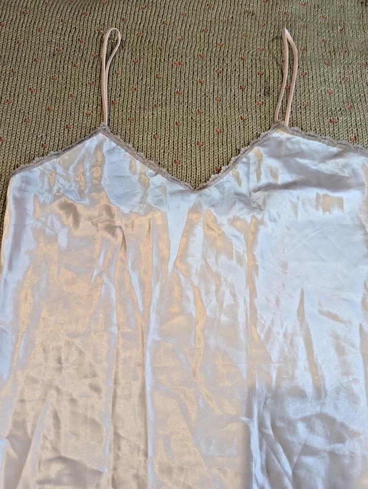 Lencería Colesce Couture Rosa Resbaladizo Brillante Satén Camisón Slip Grande Foto 2 de 4