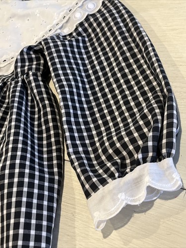 Girls Black & White Checked Long Sleeve dress W/ Eyelet Collar Size 4 - Picture 6 of 13