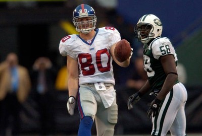 Jeremy Shockey New York Giants celebrates after making a catch v t- Old Photo 1