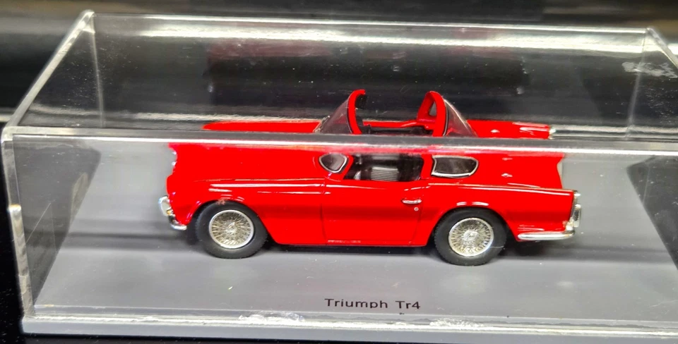 Spark Triumph TR4 Red Minimax 1:43 S0508 A93 Very Rare Excellent Condition MIB - Image 3 of 4