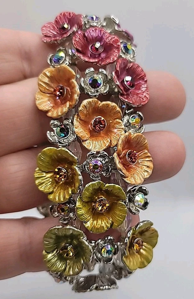 Pulseira elástica Kirks Folly Flower fada cristal jardim tom prata - Imagem 2 de 4