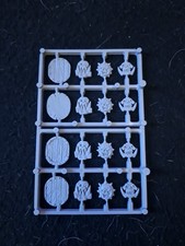GW Citadel Warhammer WFB - Vintagd Orc Shields Full Sprue - Plastic