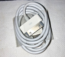 APPLE 30-PIN CONNECTOR CORD-White 1" Wide Base Connecting to USB-NEW Condition