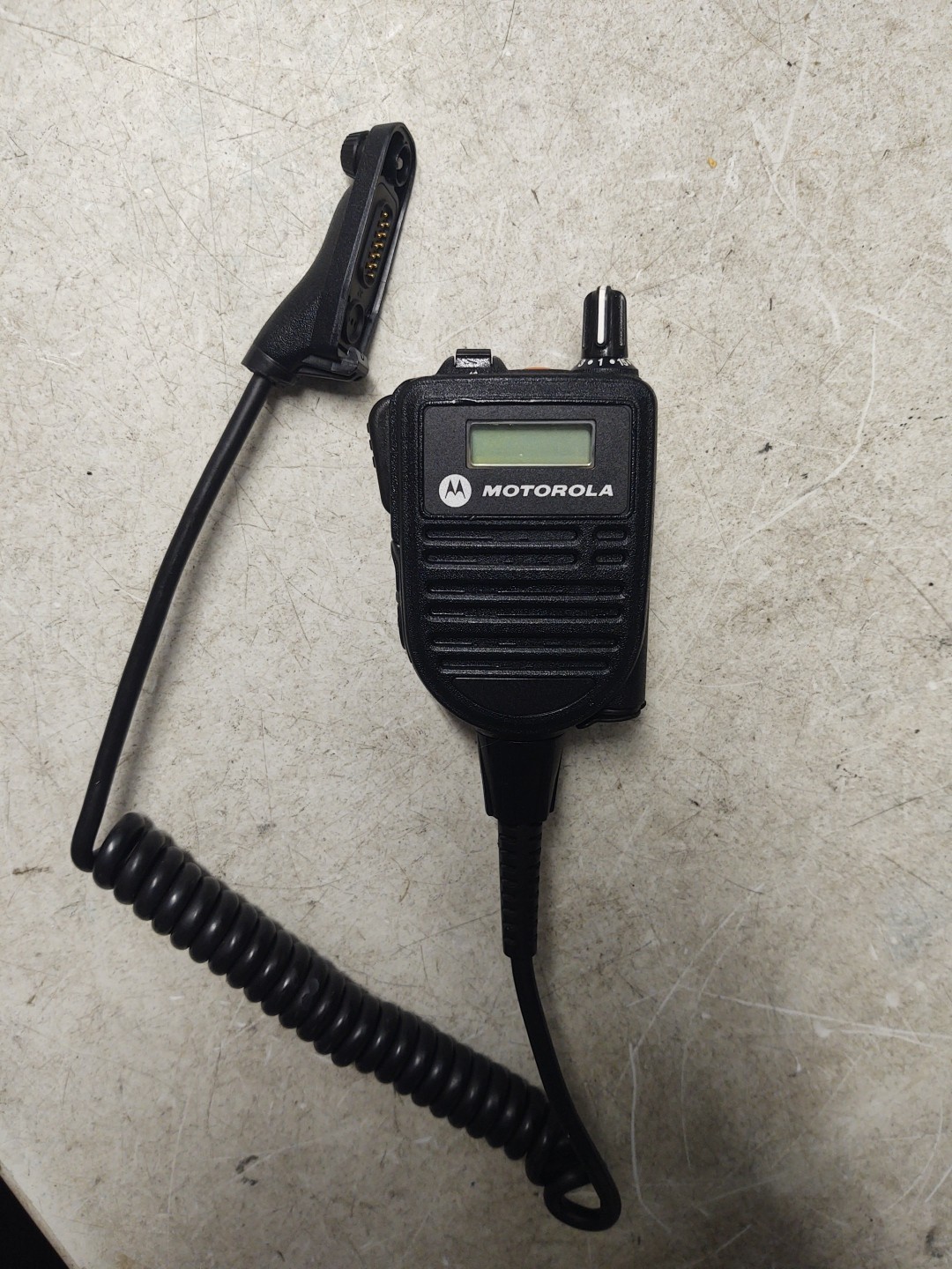 Motorola HMN4104B LCD Speaker mic Microphone APX6000 7000 8000 4000 Radio c