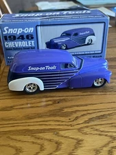 Liberty Classics Snap-On 1946 Chevrolet Sedan Delivery Street Rod 1:25 (#90)