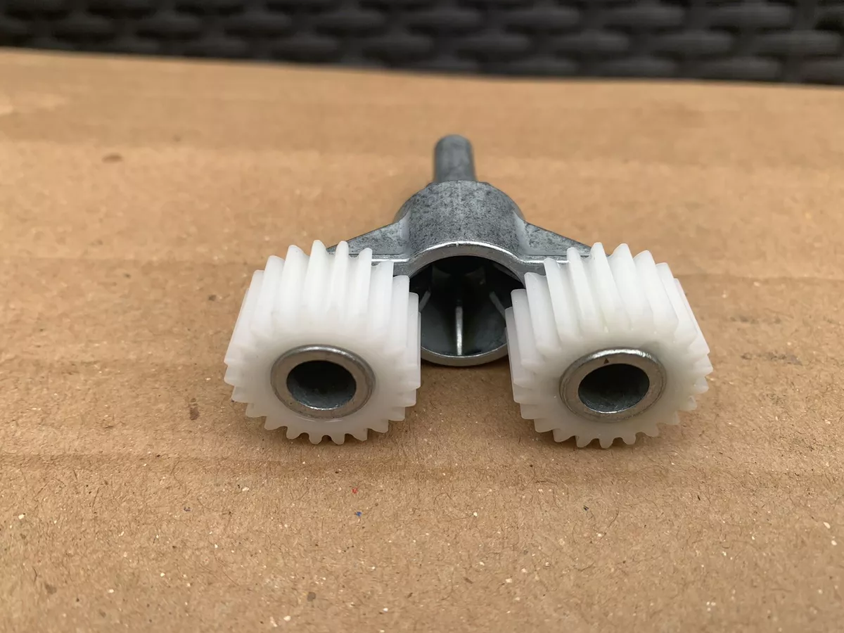 Genuine New Unused Karcher K2 Pump Internal Plastic Gears Holder