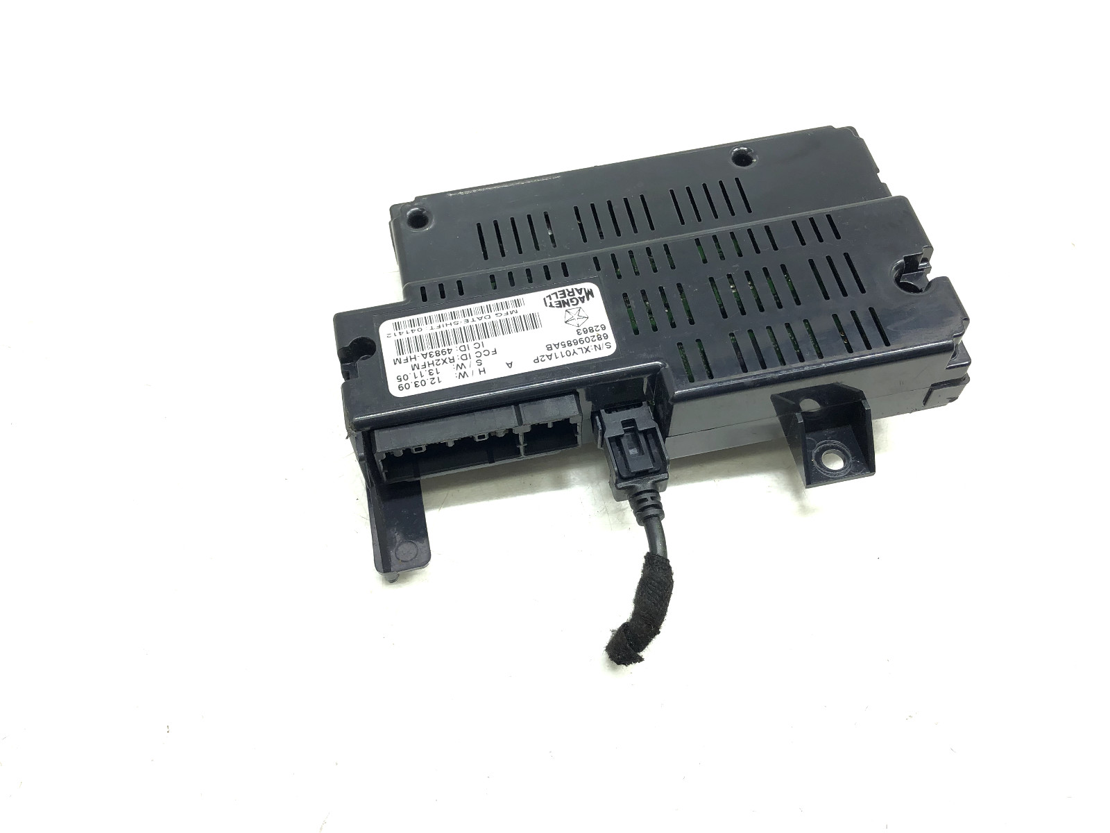 2014-2017 MASERATI QUATTROPORTE TELEMATIC COMMUNICATION CONTROL MODULE OEM.