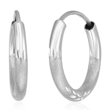 Wellingsale 14k White Gold Diamond Cut 2mm Endless Hoop Earrings (x mm)