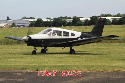 FOTO FLUGZEUG G-BORK PIPER PA-28-161 CHEROKEE WARRIOR II WELLESBOURNE 16-06
