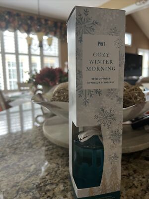 NEW Pier1 Cozy Winter Morning Reed Diffuser W/Notes of Bergamot, Mint, Lavender