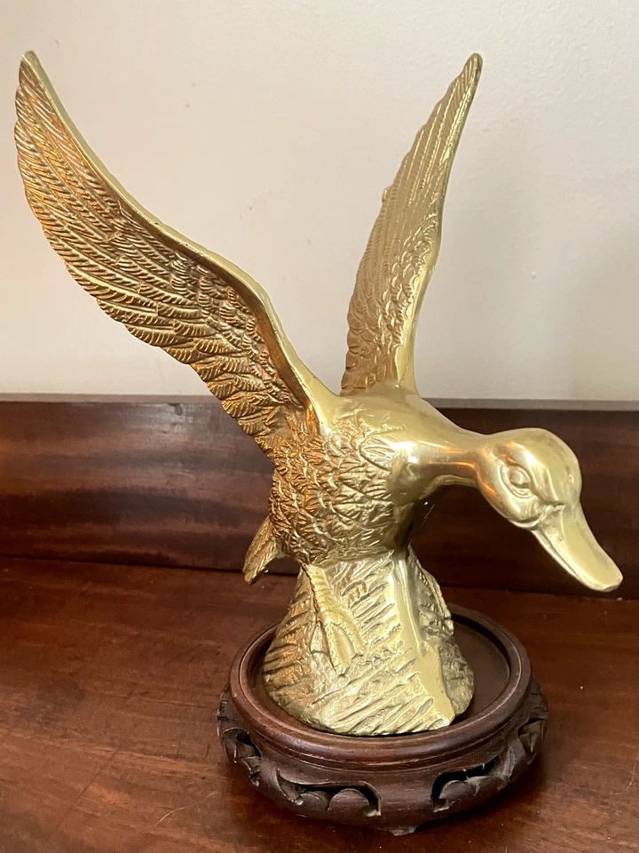 DE COLECCIÓN LATÓN: Estatua de Pato en Vuelo: 9" x 7" SOFISTICADA Esculturada Decoración del Hogar Foto 3 de 4