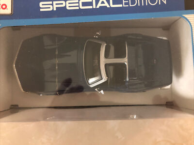 Maisto 1/24 Scale 1970 Chevrolet Corvette Blue - Special Edition Diecast Model Car