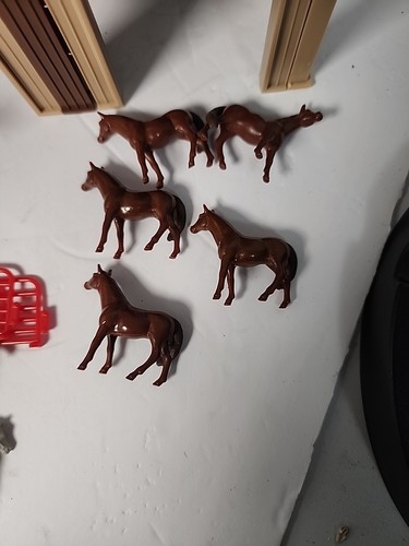 Ertl Farm Country Riding Stable Set # 4217 in Original box Missing 3 pieces - Picture 7 of 23
