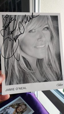 Jamie O'Neal Autograph signed photo 25.5 x 20.5 cm Nashville Fan Fair