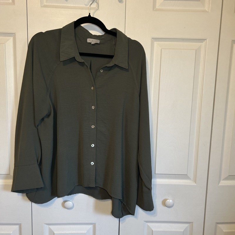 Nordstrom Status by Chenault Women's Top Green Size XL Long Sleeve Beautiful ❤️