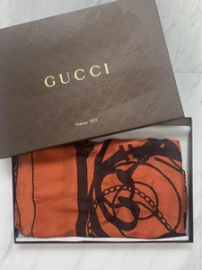 Étole châle Gucci grande taille