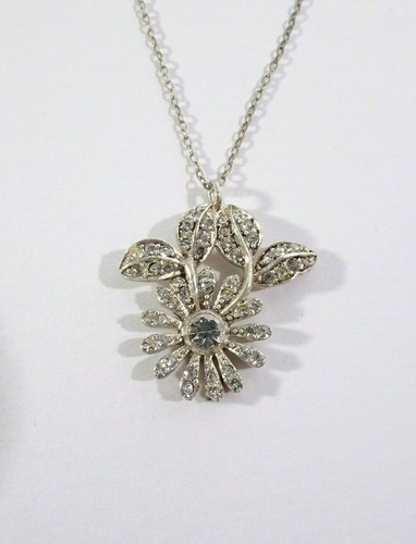Lee Angel Neiman Marcus Women's Crystal Daisy Leaf Pendant Necklace NWT 198 - Picture 2 of 6