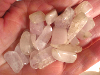 Kunzite Du Brésil 21,75 Ct - Rose Champagne - Pierre Naturelle Non Traitée