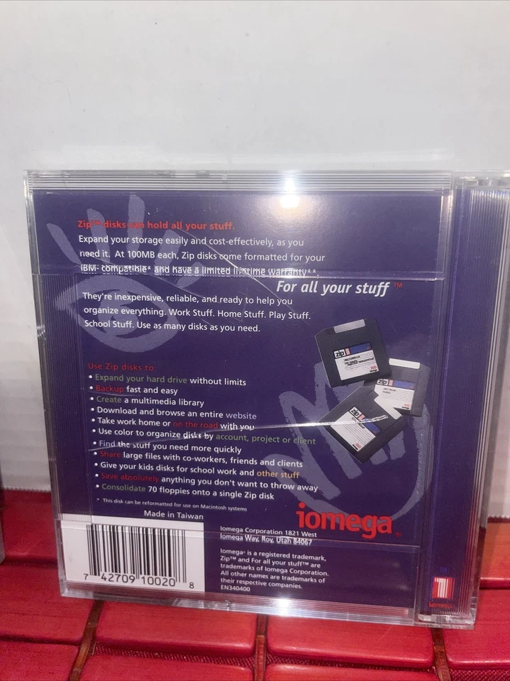 2-Iomega Zip 100MB Disk formatted for IBM-compatibles - Image 3 of 4