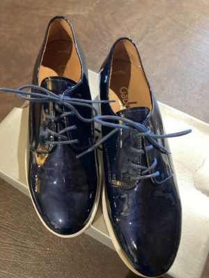 GABOR KAYAK NIGHT BLUE PATENT LEATHER LACE UP SNEAKERS SIZE 8 BRAND NEW IN BOX