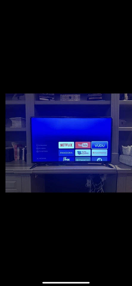 Element 40” Element 1080P FHD Roku TV - Image 2 of 4