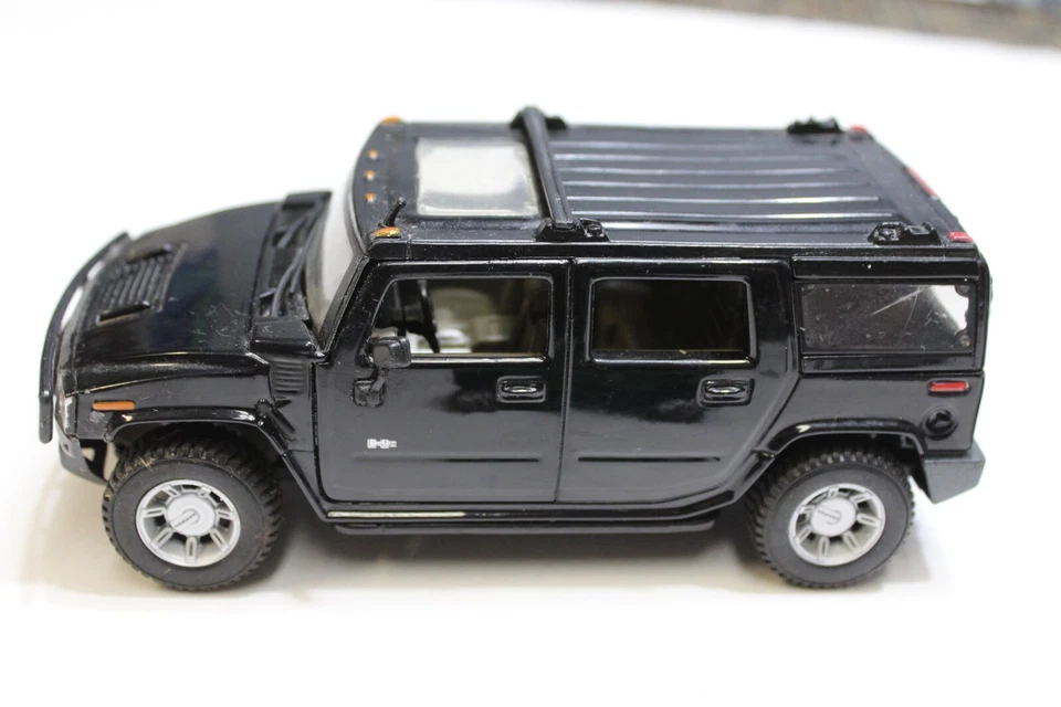 MotorMax 2-Speed Monster Vehicle Maisto Hummer Hot Wheels Toy car Lot - Image 4 of 4