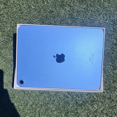Apple iPad 10.9'' Wi-Fi Tablet 64GB Blue USB-C For Parts 