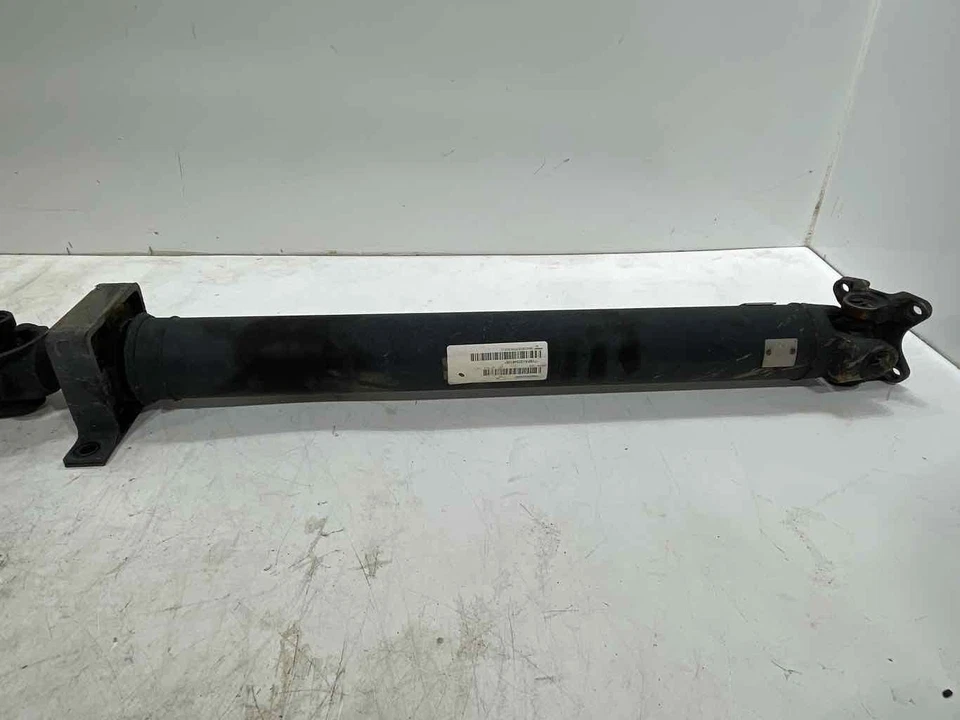 Compatível com 19 - 24 DODGE RAM 1500 Novo Estilo Quad Cab 4x2 5.7L AT Eixo de Transmissão Traseiro OEM - Imagem 4 de 4