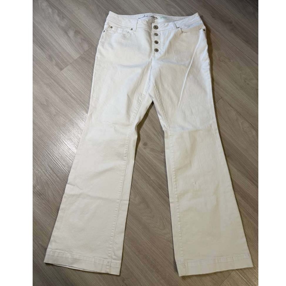 INC International Concepts Womens White Flare Leg Curvy Fit Button Fly Jeans