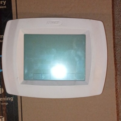 Lennox X4147 Digital Programmable Wall Thermostat, White, Heat Pump Compatible