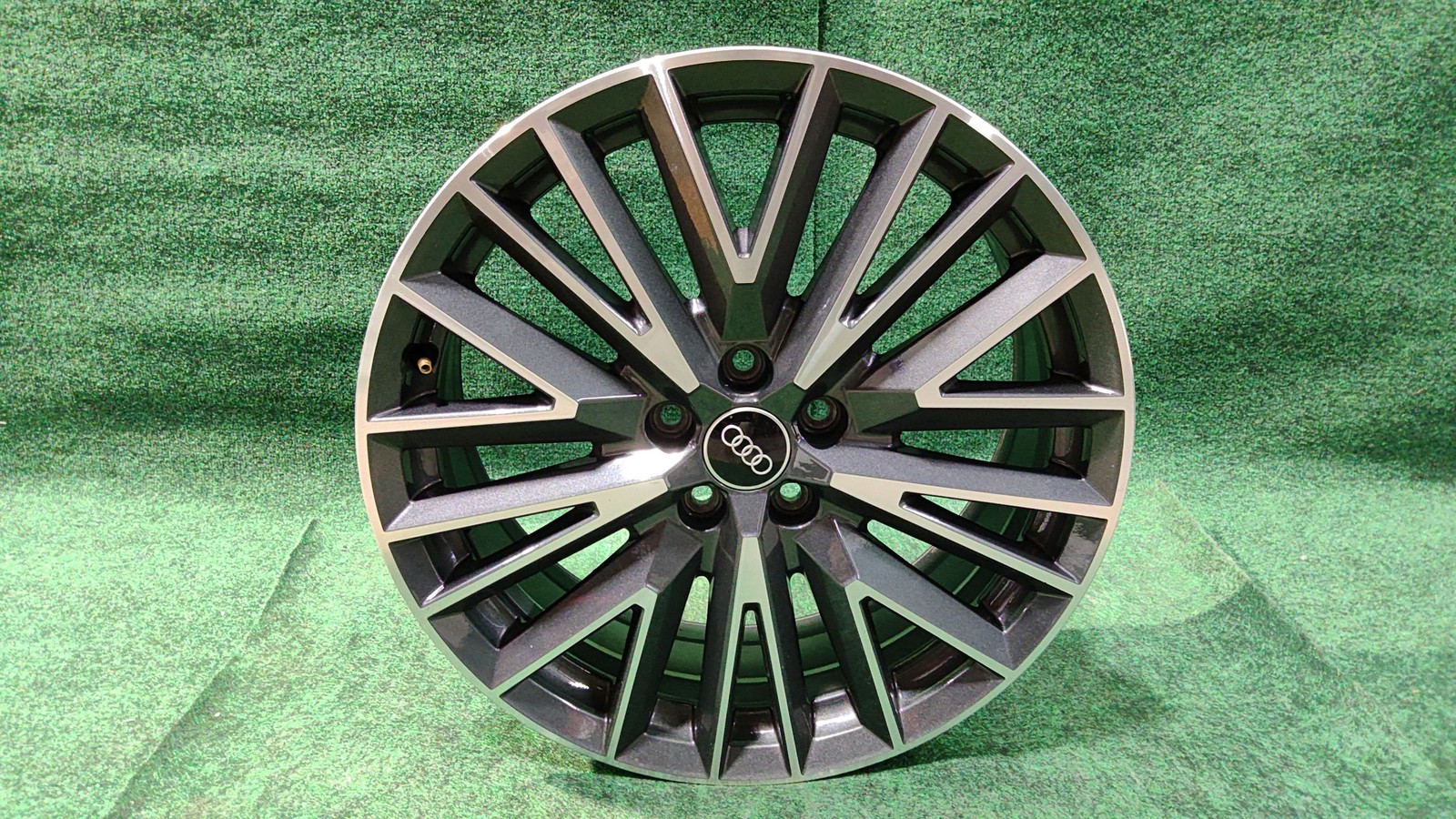 Audi Wheel Rim 7Jx19 10-V spoke Aluminium OEM 83A601025L