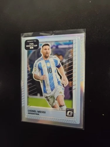 Lionel Messi 2025 Panini Prizm Lionel Messi #154 Holo