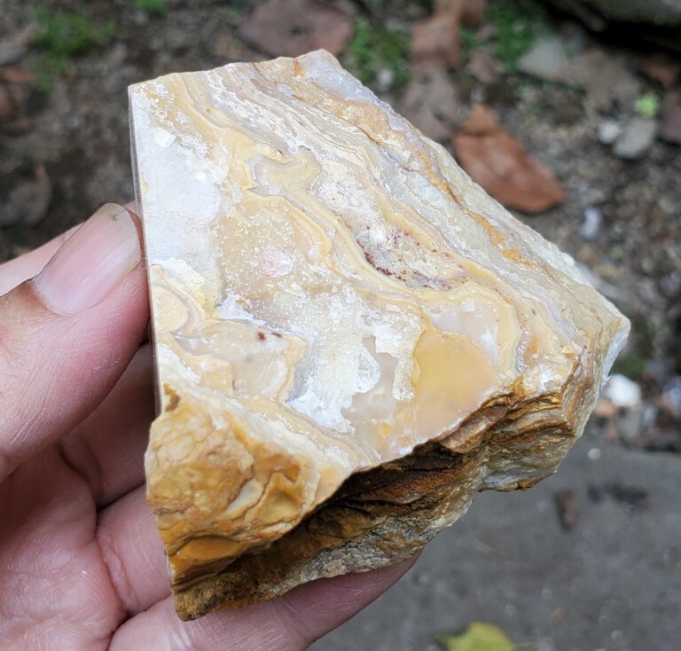 246gr Natural Rough Banded agate Rock From Banten Indonesia