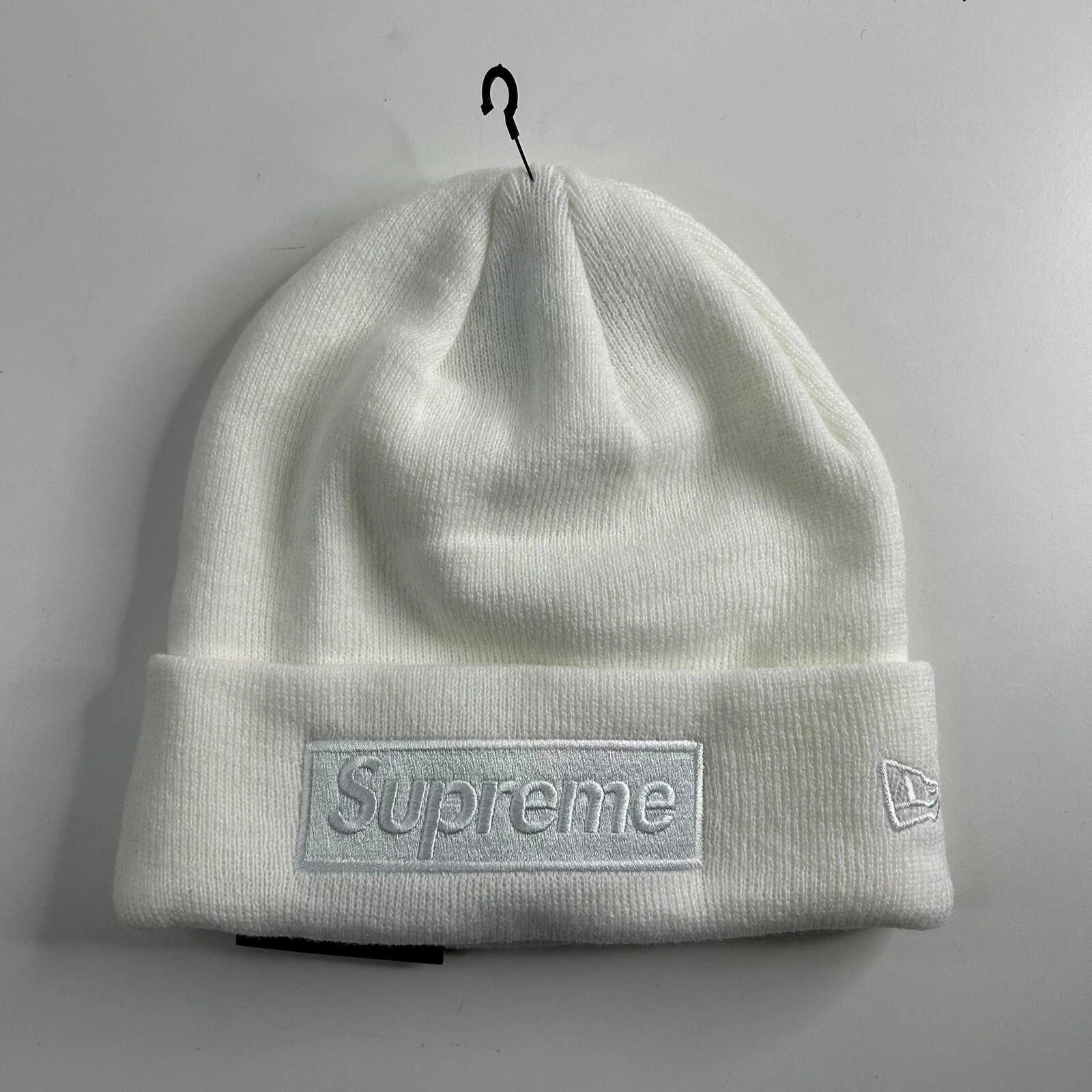 Supreme x New Era Box Logo Beanie (FW23) White   Brand New W/Tags