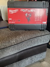 Milwaukee Fuel M12 FIWF12 12V Stubby 1/2" Impact Wrench Brushless Kit