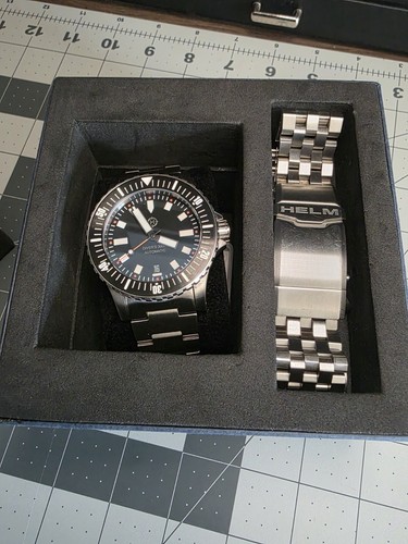 Helm Vanuatu 300M Automatic Dive Watch Stainless Steel with Extras