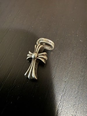 アクセサリー CHROME HEARTS BBY FAT Chrome Hearts Baby Fat Cross Pendant - .925 Sterling Silver *READ