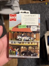 Busch HO Scale 1482 Grass-Roofed Car Port Kit Open Box With Car