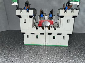 LEGO Castle: Black Falcons Knight's (6073) 100% Complete