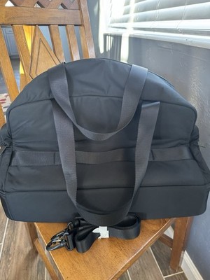 AWAY Bag Featherlight Weekender Overnight Bag Jet Black Medium 21 x9 x14  New