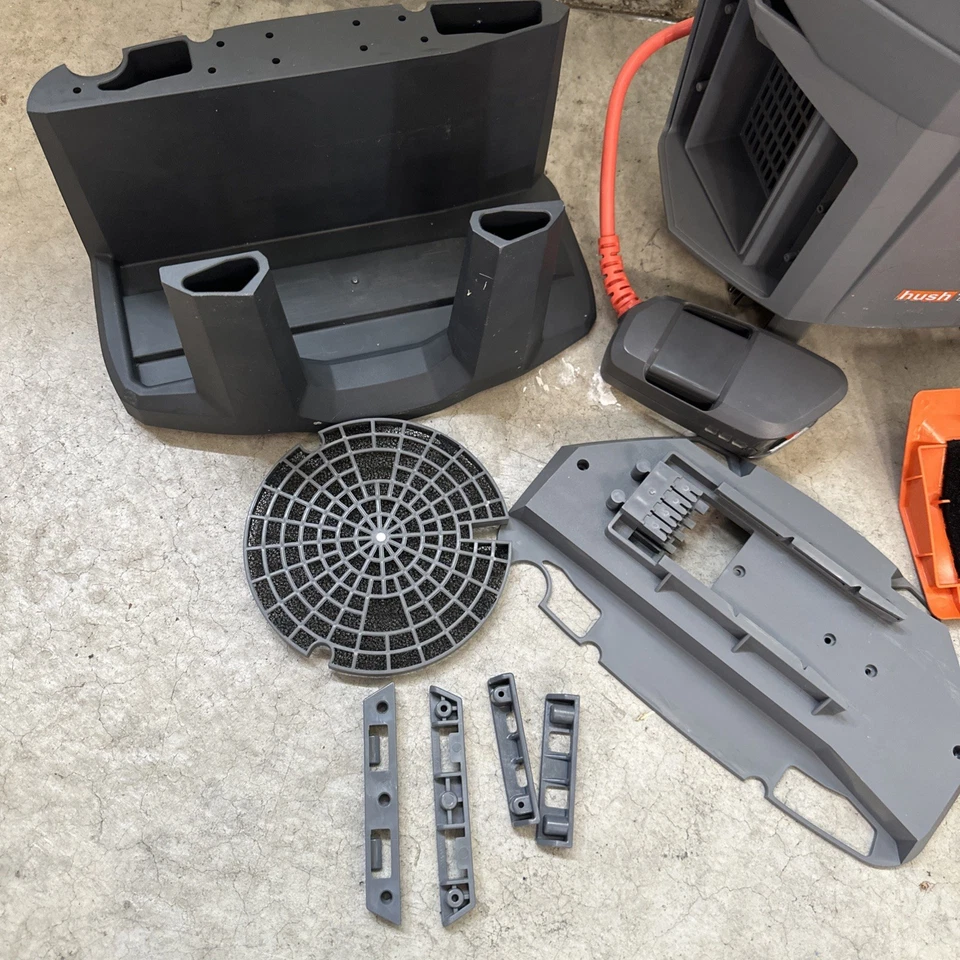 Mochila comercial Hoover CH93406 aspiradora inalámbrica tono silencio, (NO FUNCIONA) Foto 2 de 4