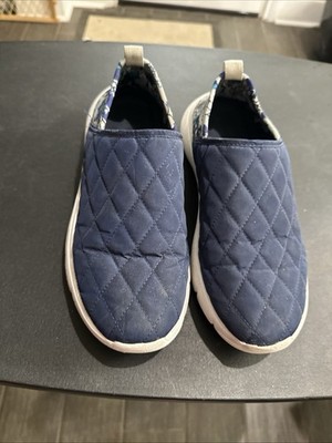 Vera Bradley Blue and White Quilted Slip-OnSneakers size 8