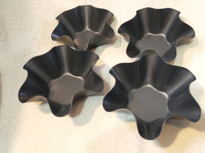 Set of 4 Tortilla Non-Stick Shell Makers Pan Salad Bowl Taco Mold Pans Good Cond