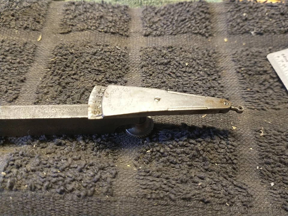 Indicador universal de prueba de superficie Ideal Tool Co. viene con accesorio Foto 2 de 4