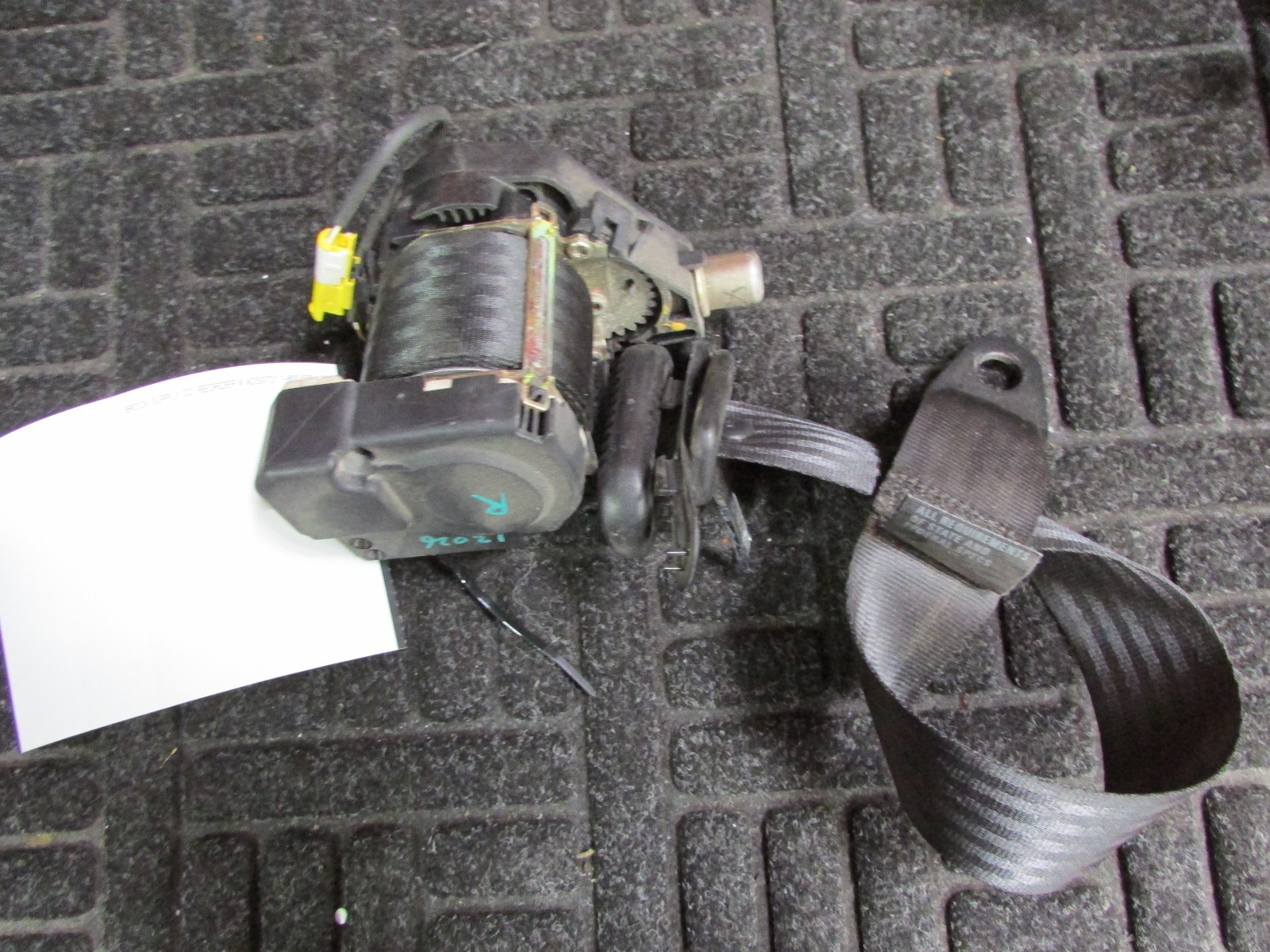 Maserati Spyder, RH, Right Front Seat Belt, Used, P/N 66311200