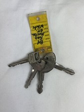 Vintage Set Of Automotive Keys Lot Of 4 Ford Oversized