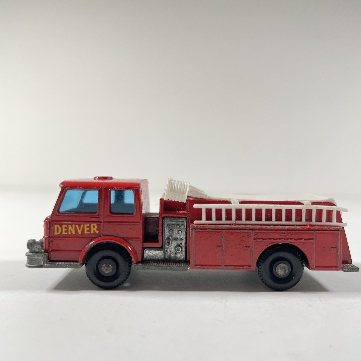 マッチボックス No.29 FIRE PUMPER TRUCK レズニー lesney matchbox no 29 fire pumper truck, 2 replacement hoses