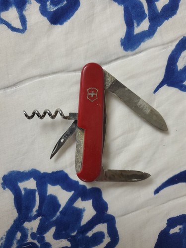 Vintage Victorinox Spartan Swiss Army Pocket Knife Marlboro Adventure Team - Picture 2 of 3